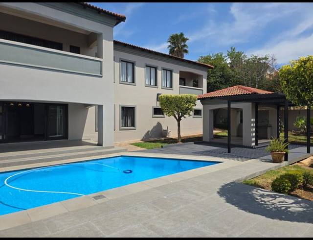6 BEDROOM PROPERTY TO RENT IN WATERKLOOF RIDGE